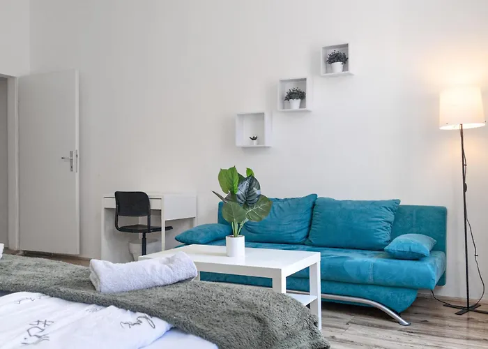 Spacious 2br With Ideal Location For Long