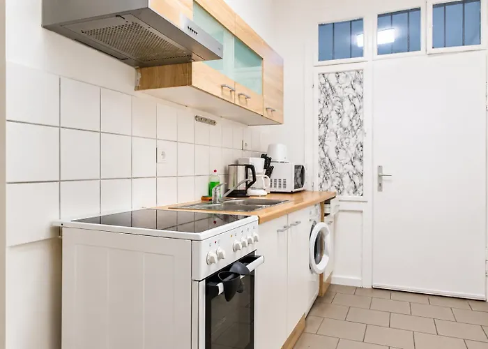 شقة Spacious 2br With Ideal Location For Long فيينا